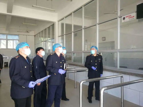 復學首日 市場監管系統織密校園食品安全與勞動防護用品銷售保障網